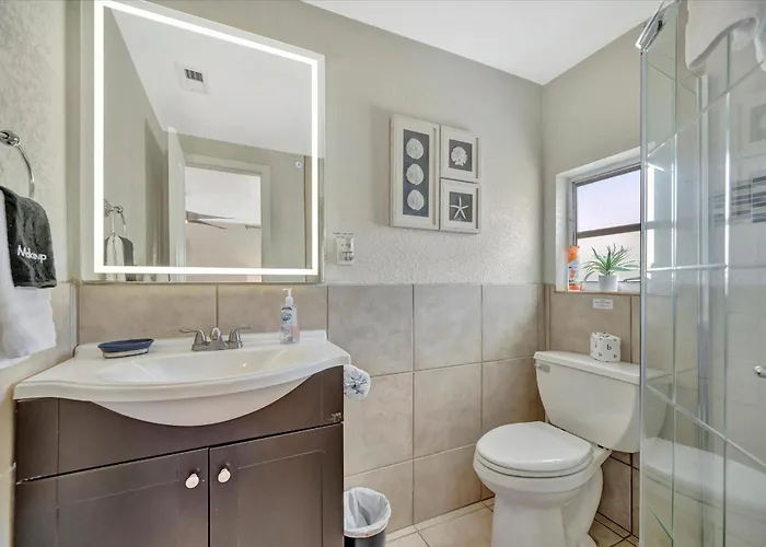 Watch The Dolphins Waterview 2-bed Heated Pool * Clearwater Beach