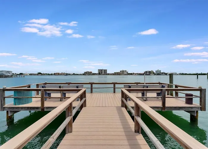 Apartment Watch The Dolphins Waterview 2-bed Heated Pool *